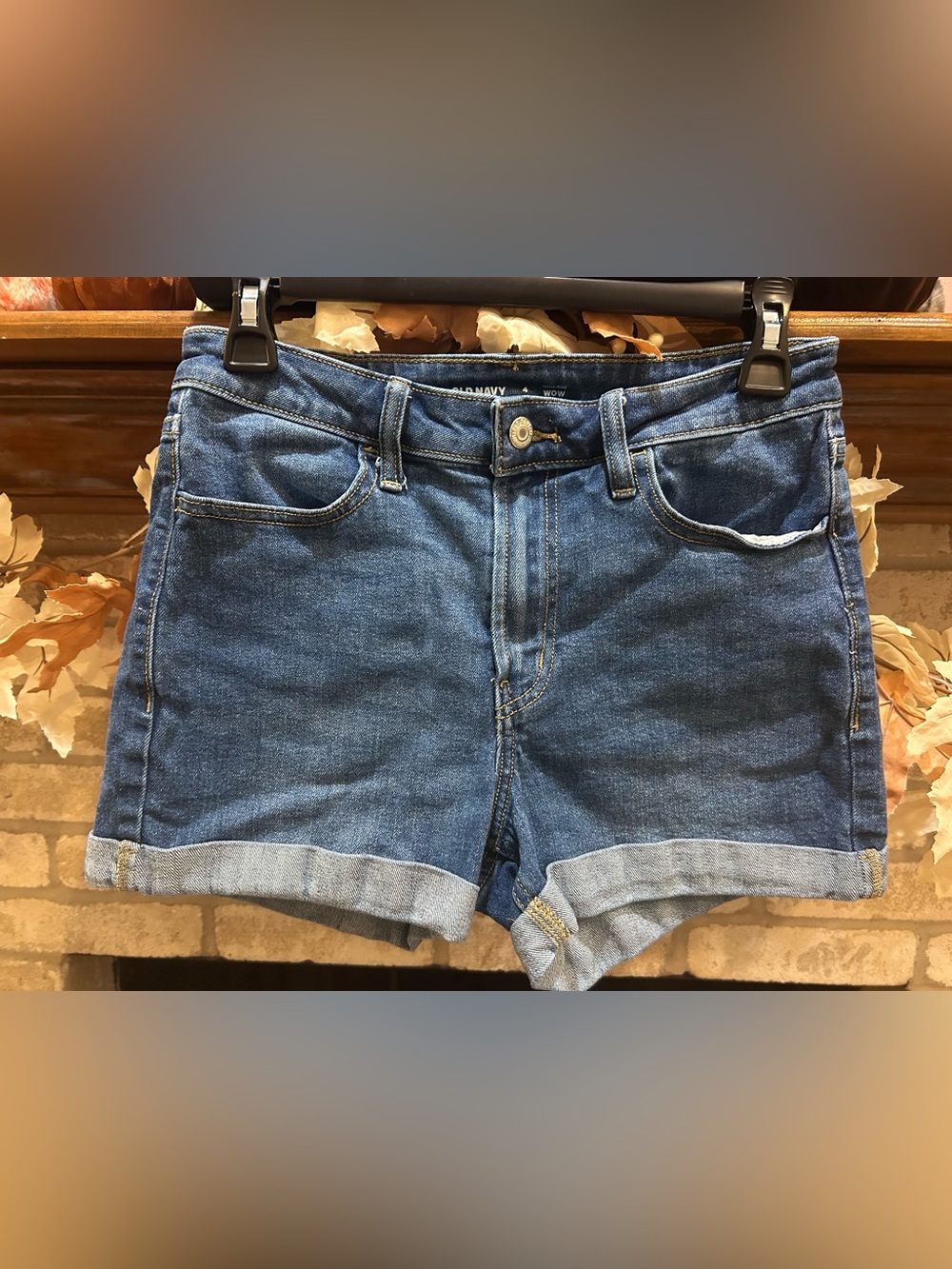Old Navy Blue Denim Cuffed Women's Shorts EUC